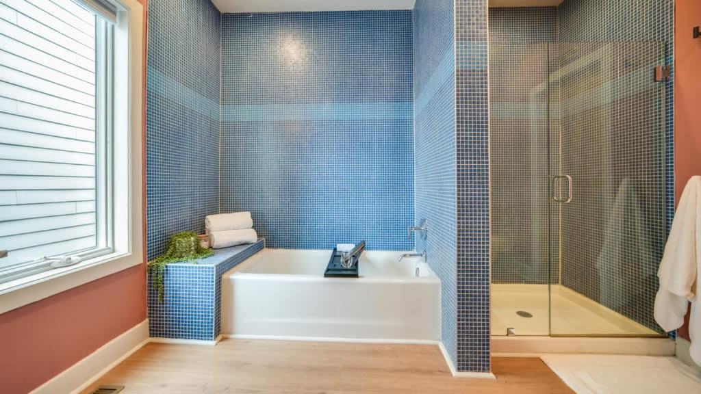 2-unit In The Vibrant Nulu District *