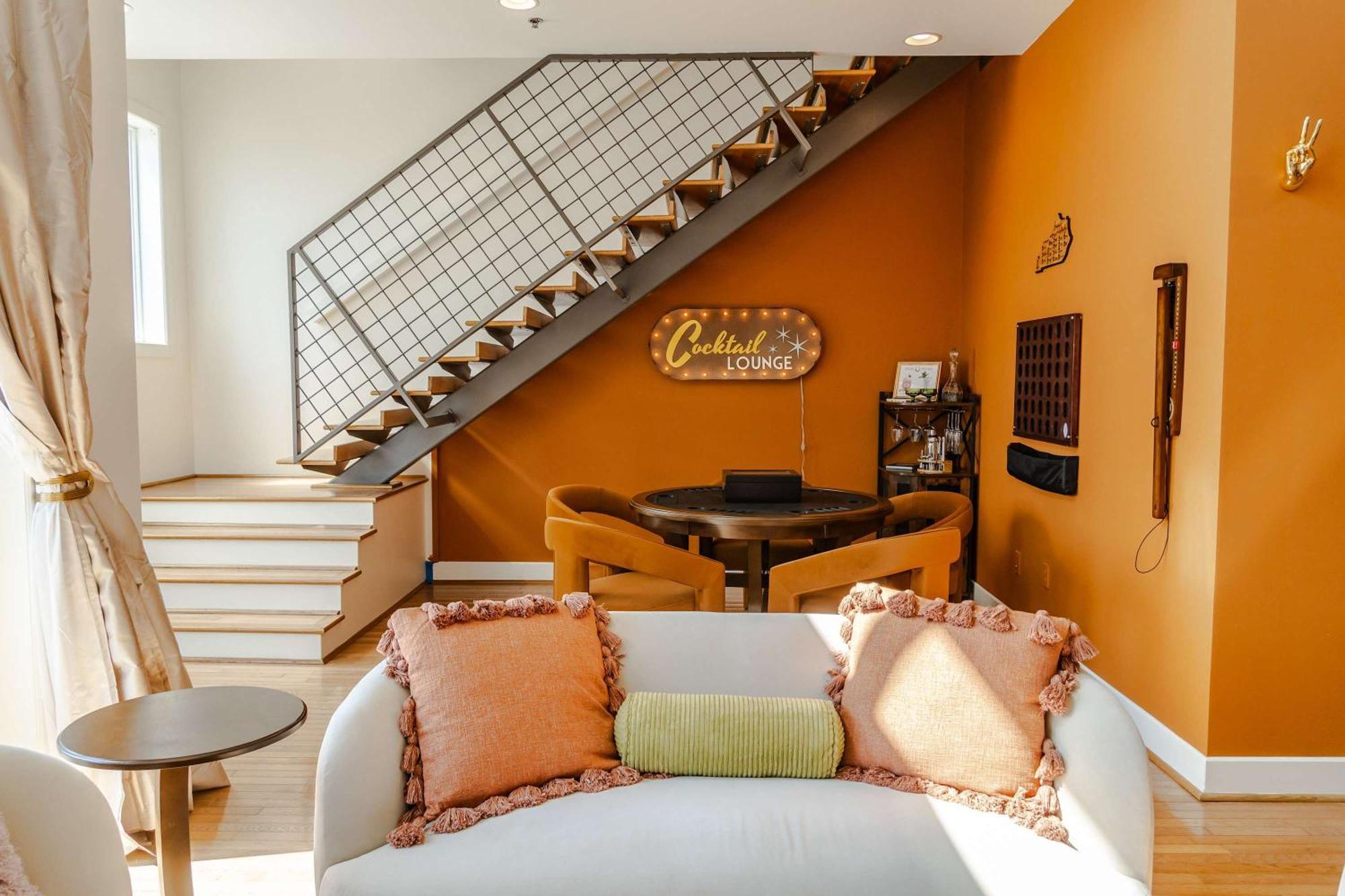 Apartment 2-unit In The Vibrant Nulu District